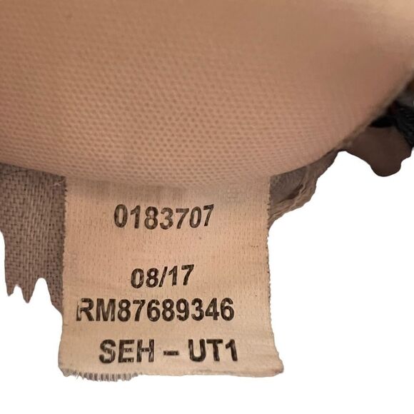 Tommy relaxed mom style size 8 boyfriend cut denim capris - Picture 13 of 16